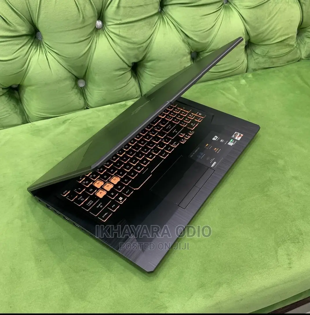 Laptop Asus TUF Gaming FX504 16GB Intel Core i5 SSD 256GB