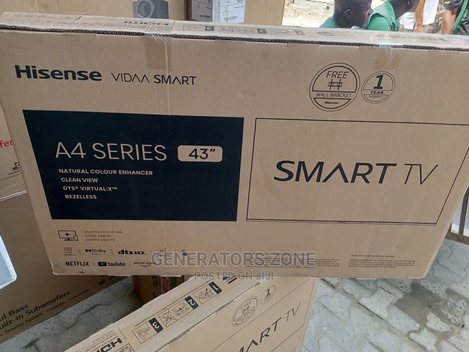 43''-Uhd Hisense Smart Tv + Wall Hanger (Brand New)
