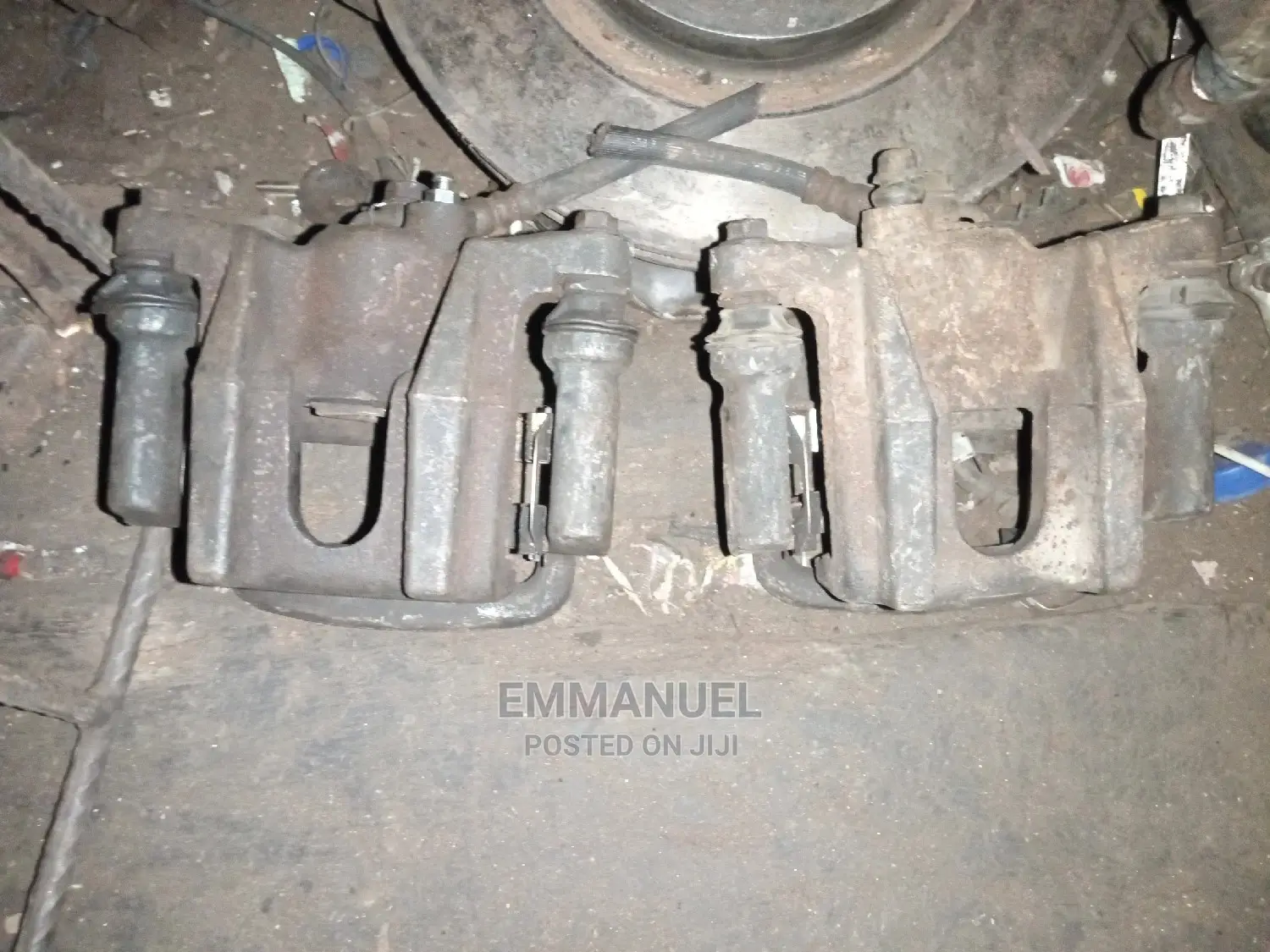 Front and Back Caliper Toyota Venza 2008 , 2017