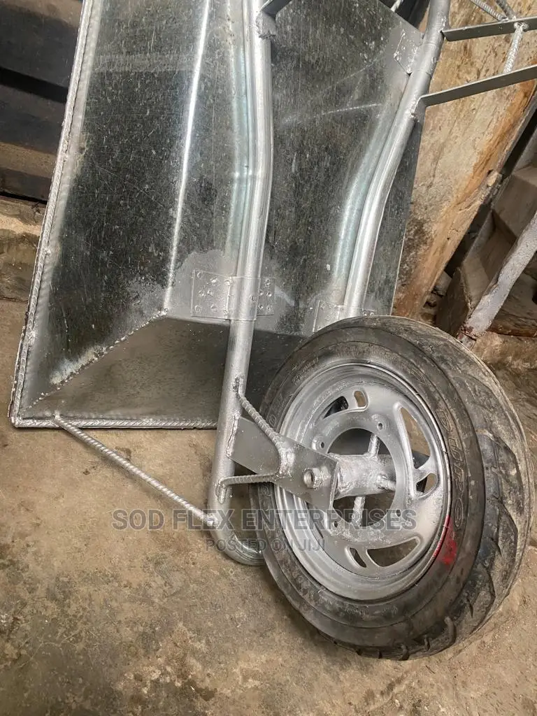 Industrial Wheel Barrow With Tubeless Heavy Duty Tyre
