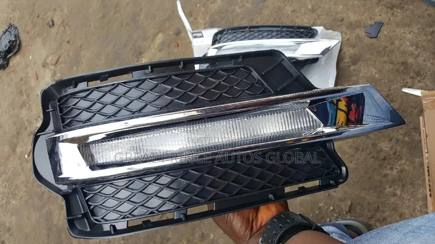 Fog Lamp Glk350 Amg Complete 2013 Year Model