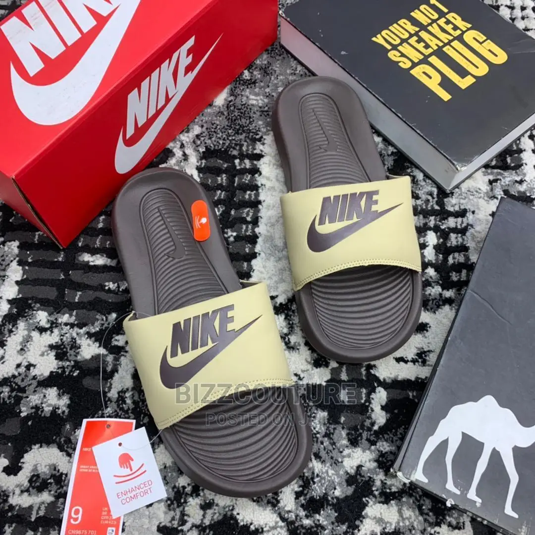 Original NIKE Victori Slides Available in Store