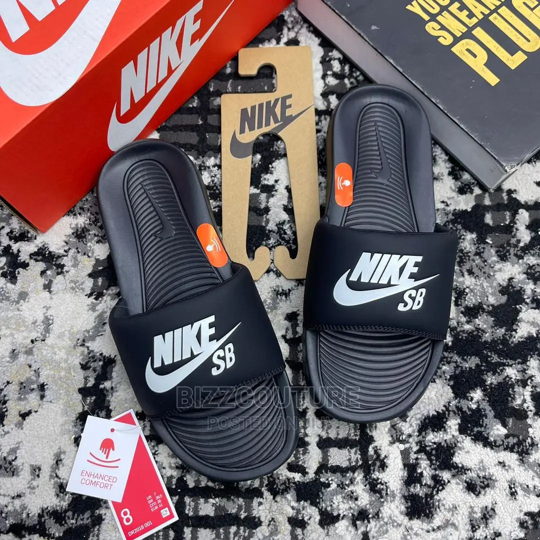 Original NIKE Victori Slides Available in Store