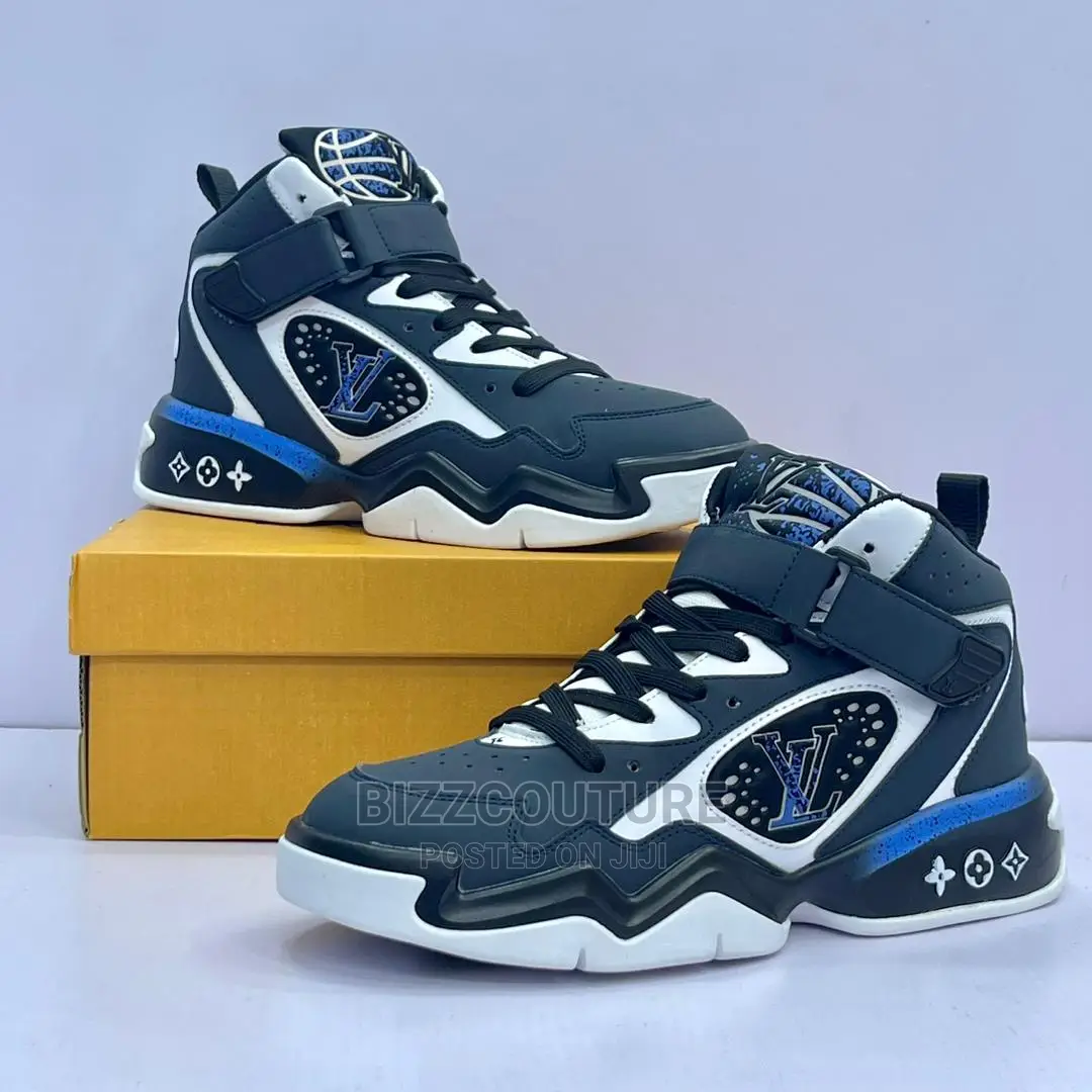 Original LOUIS VUITTON Trainer 2 Sneakers Available in Store