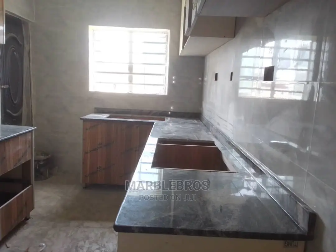Indian Granite Kitchen Countertop Finishing MB+