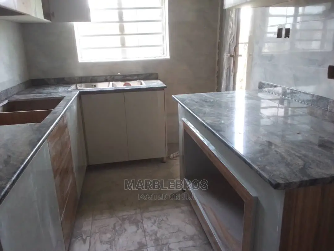 Indian Granite Kitchen Countertop Finishing MB+
