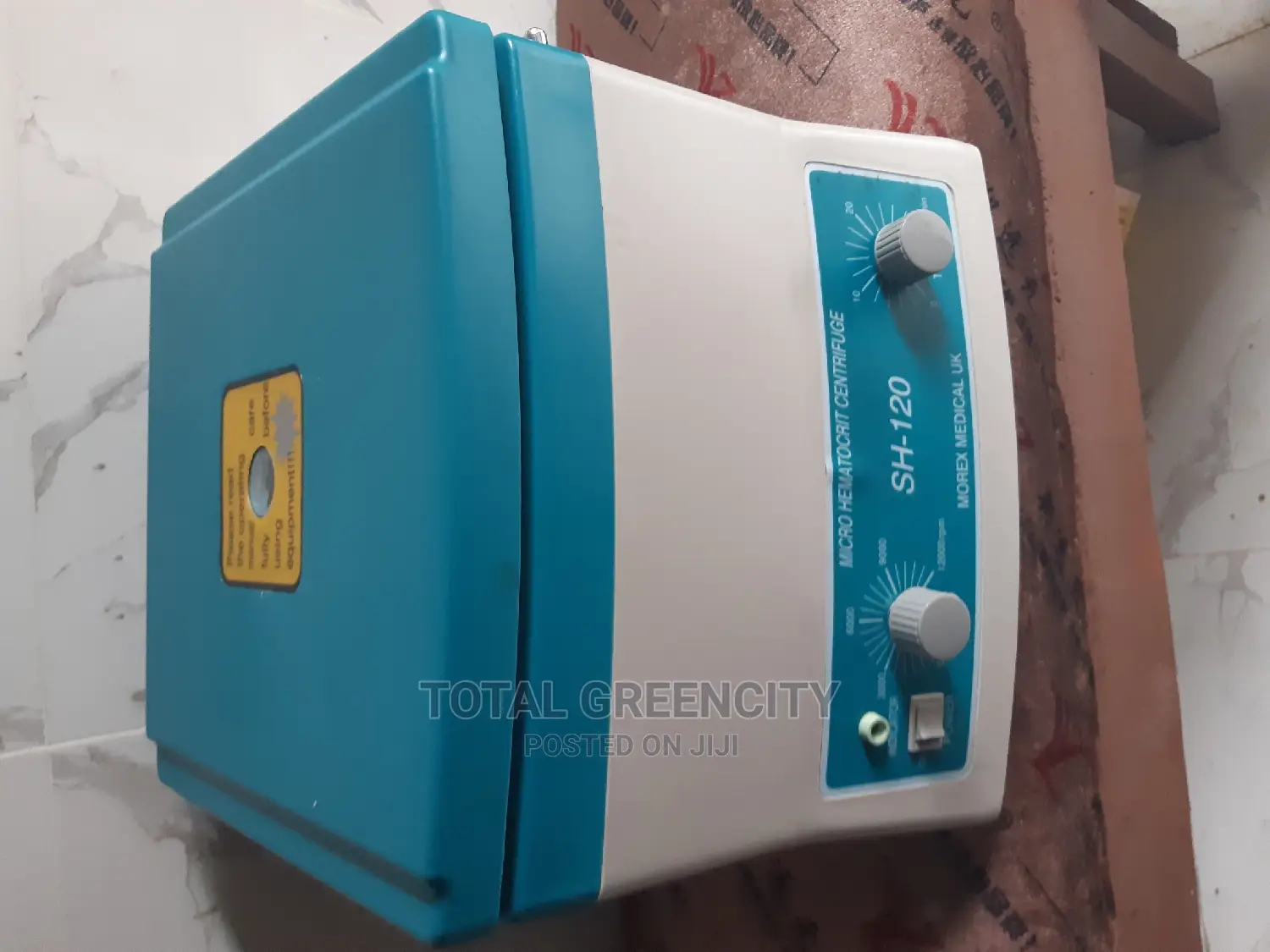 Micro Hematocrit Centrifuge