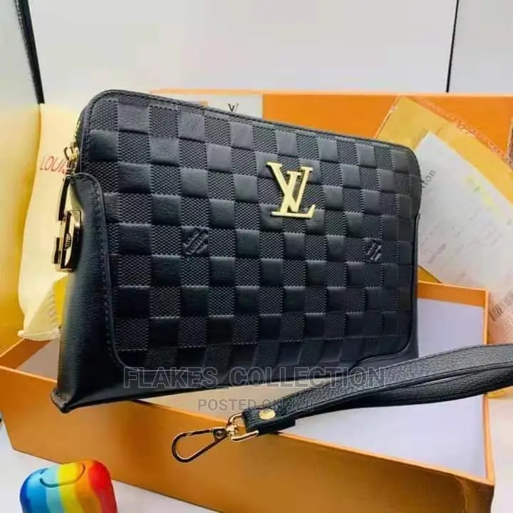 LV Men Purse