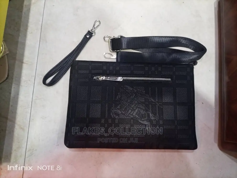 LV Men Purse