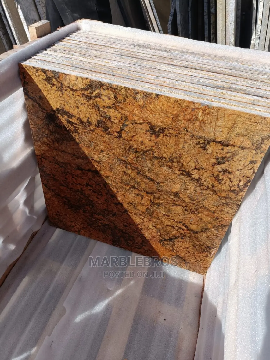 Alaska Gold Quality Granite Stone 90*90*20mm Thickness MB!