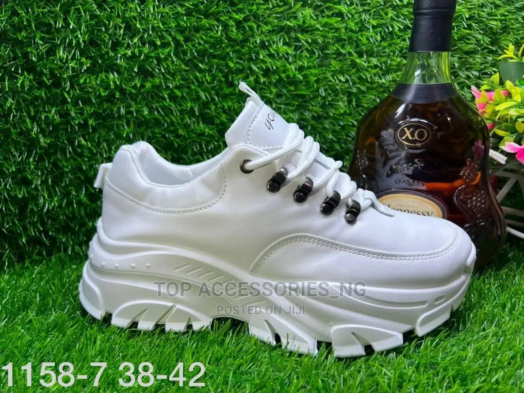 Quality Unisex White Sneakers