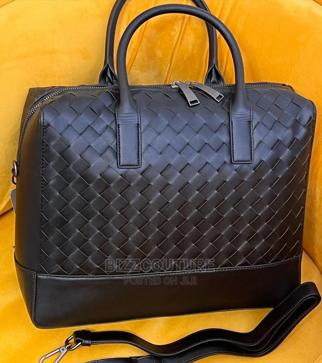 Original BOTTEGA VENETA Leather Handbafs Available in Store