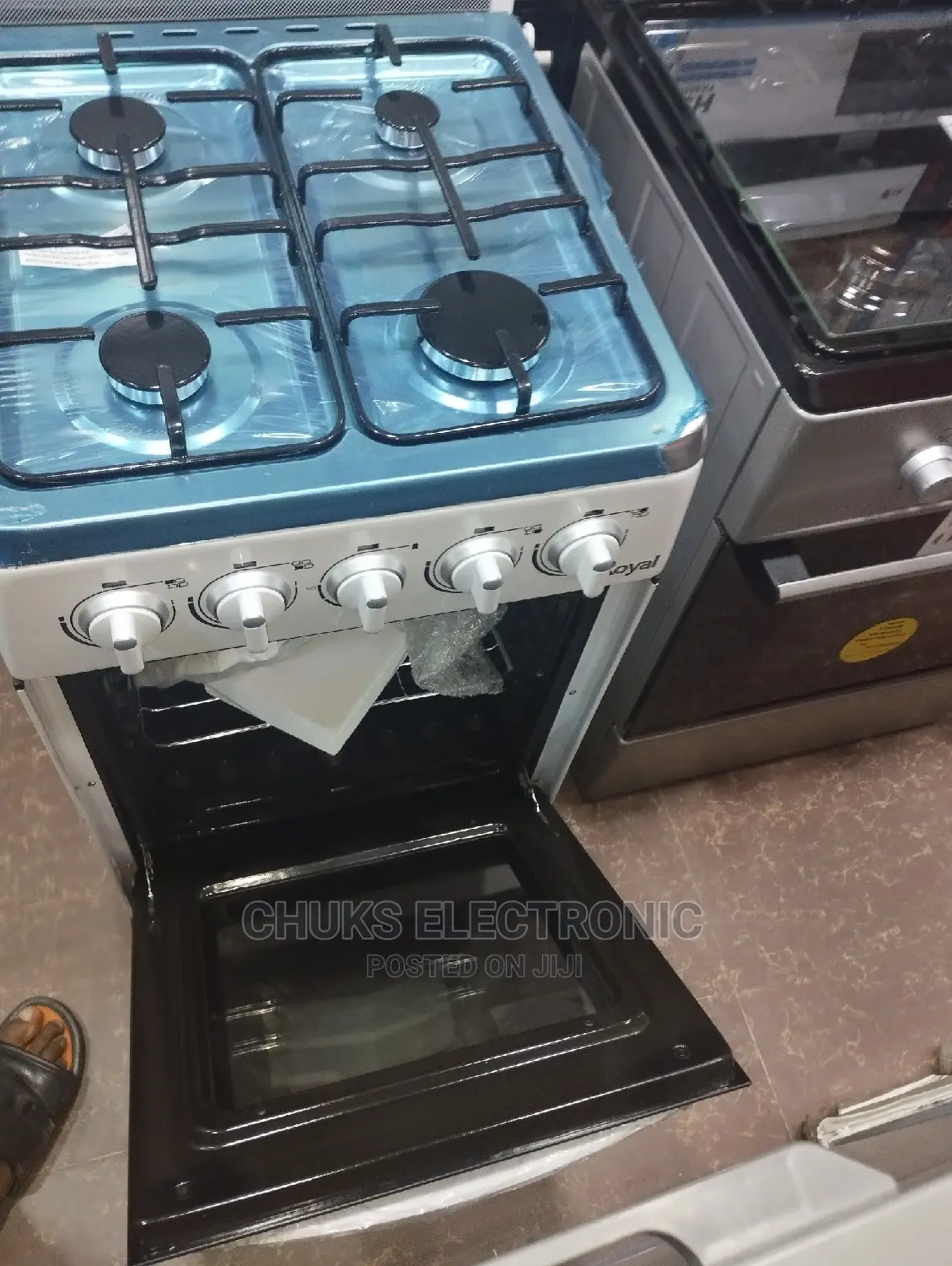 Royal Standing Gas Cooker