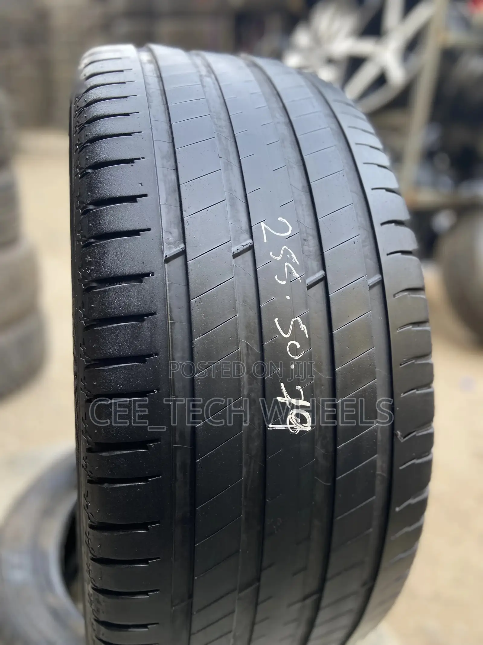16,17,18,19,20,21,22 Inches Tires for Jeep/Car
