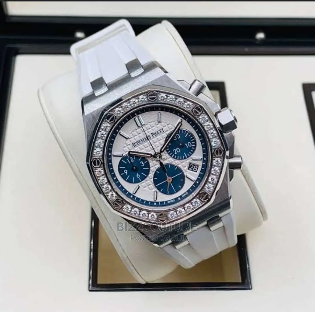 Original AUDEMARS PIGUET Rubber Strap Available in Store