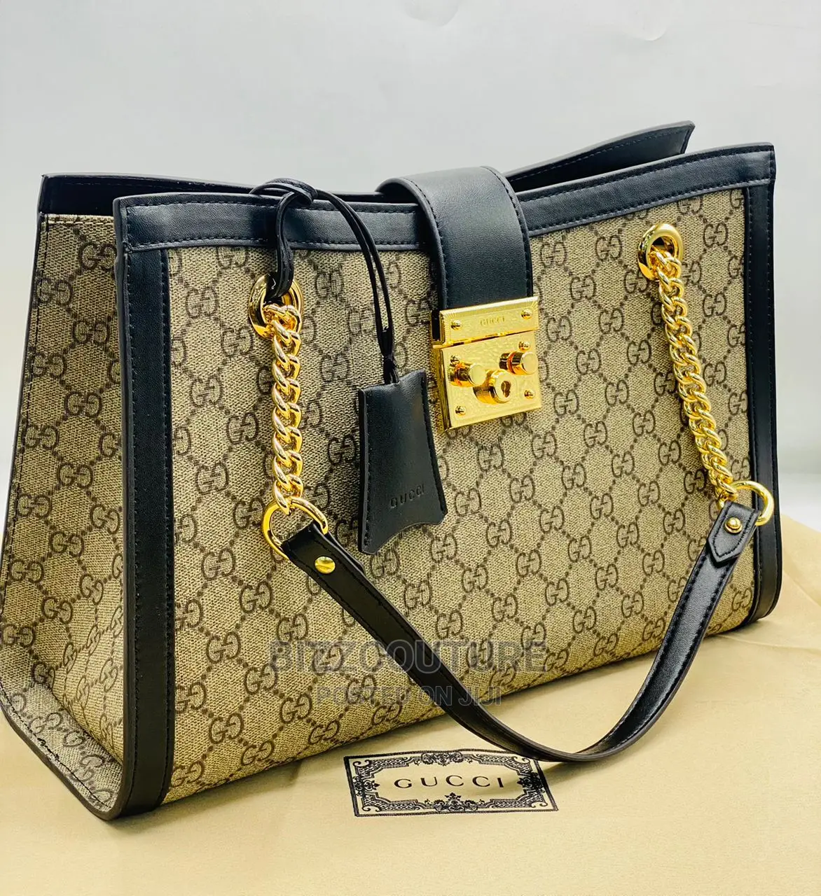 Original GUCCI Shoulder Bags Available in Store