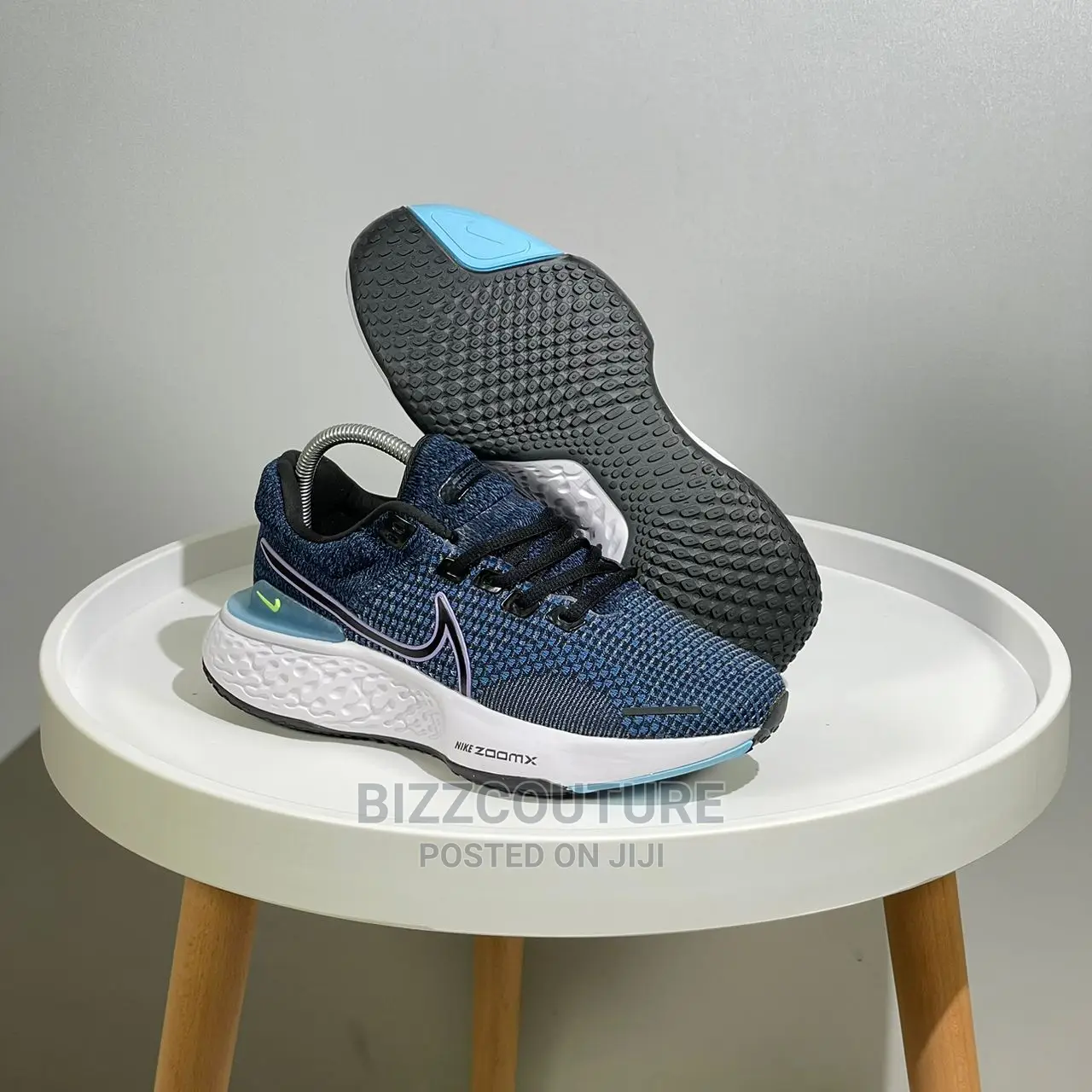 Original NIKE ZOOM X Sneakersavailable in Store