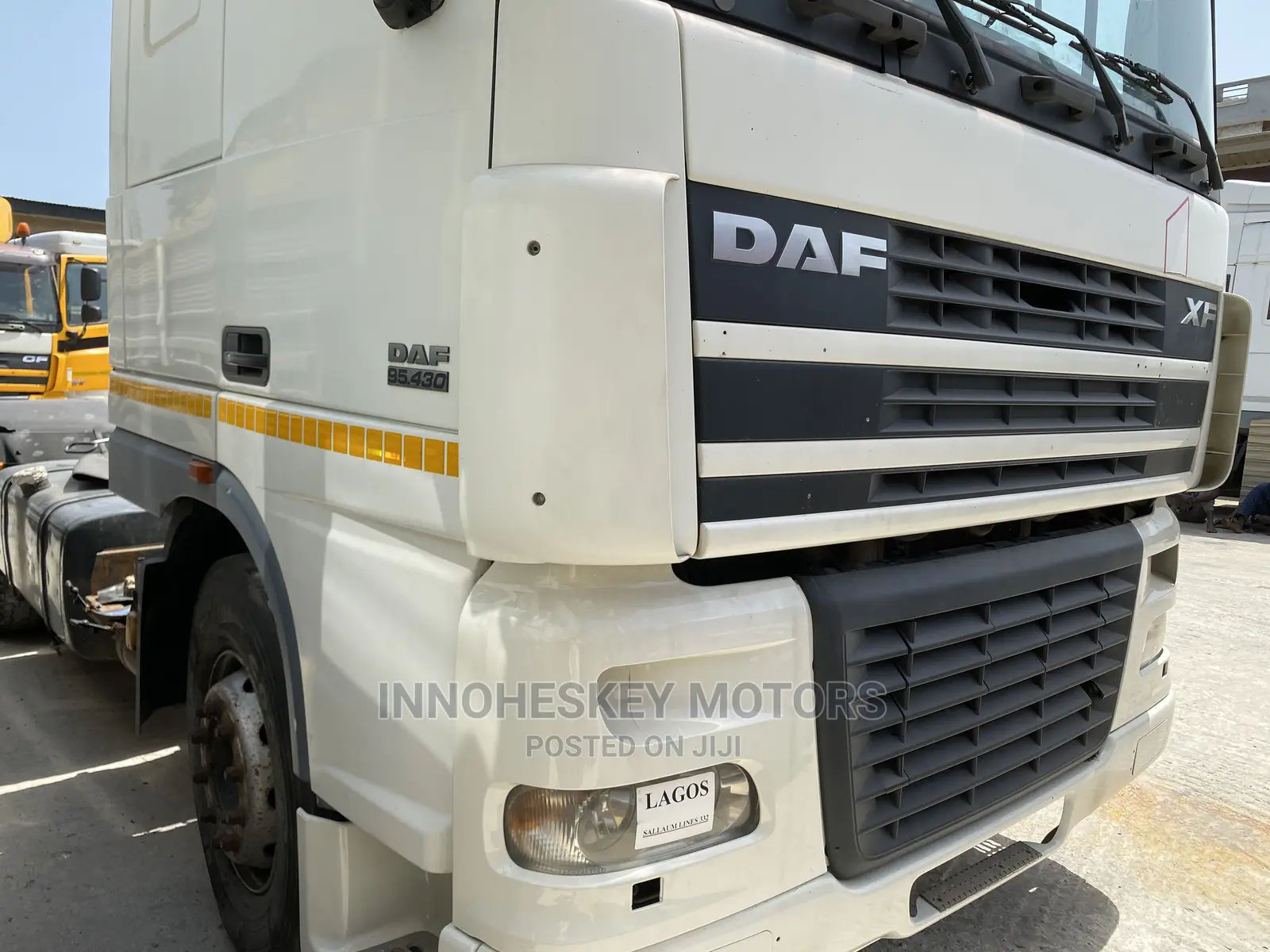 DAF XF Trailer Head