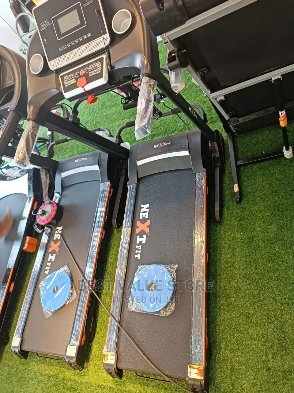 Nextfit 2.5hp Treadmill With Massager Dumbbells Twister Mp3