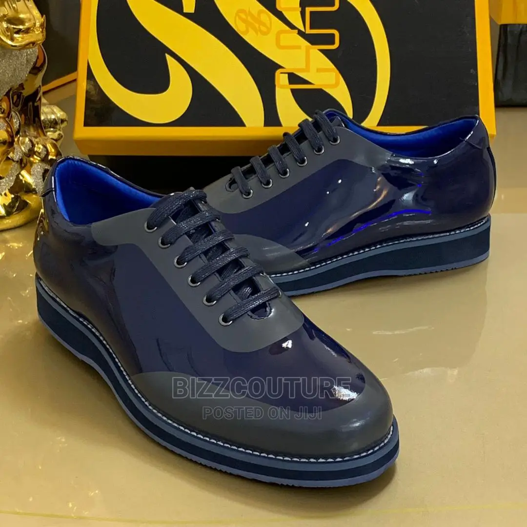 Original OGGI Sneakers Available in Store