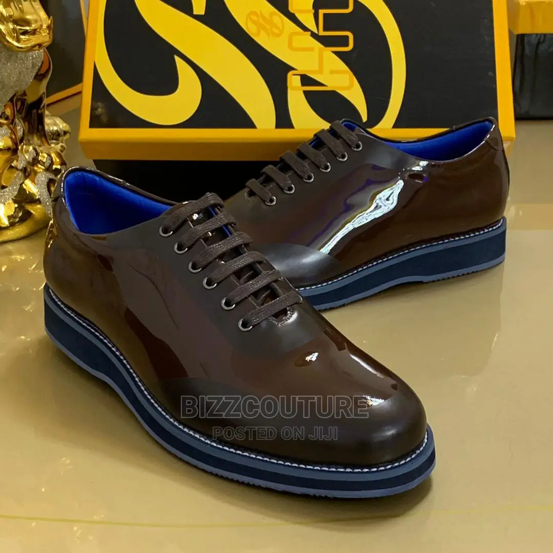 Original OGGI Sneakers Available in Store