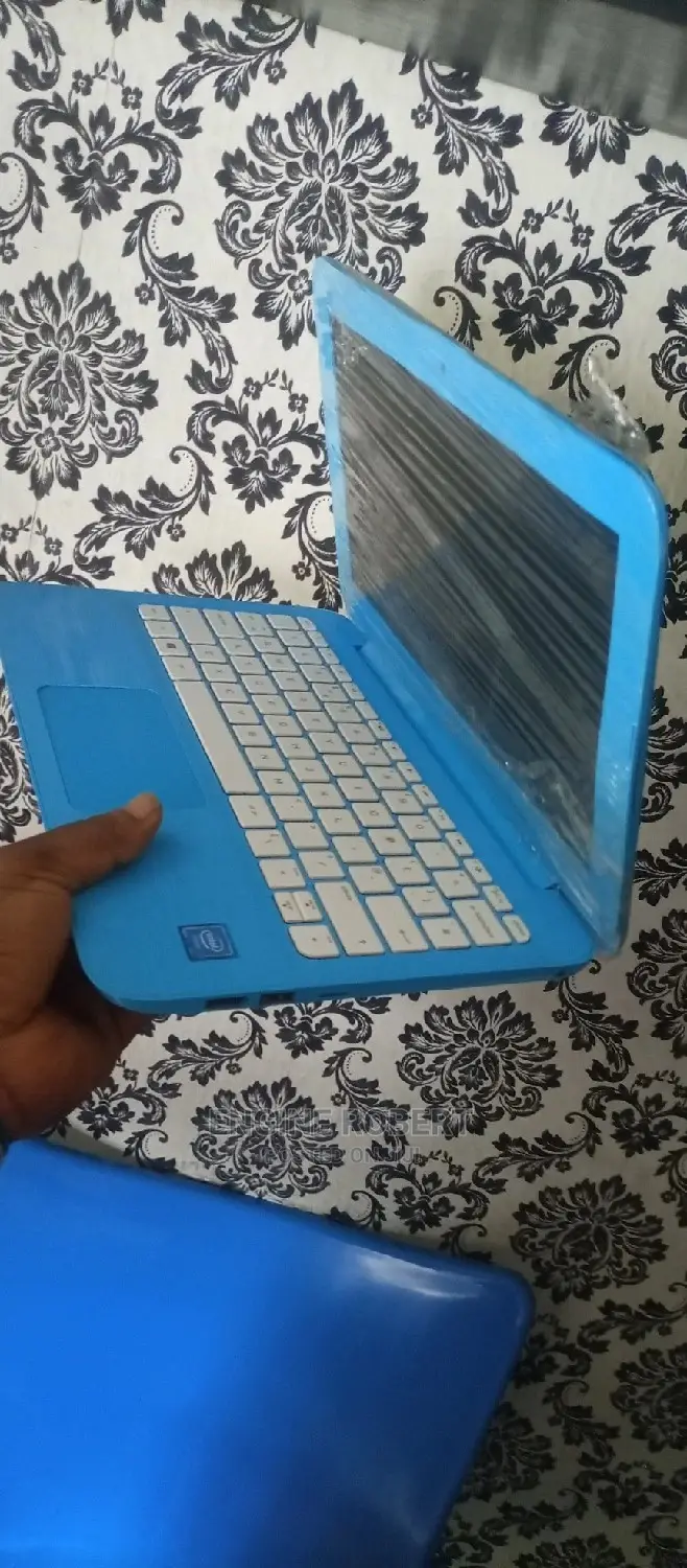 Laptop HP Stream Notebook 2GB Intel SSD 32GB