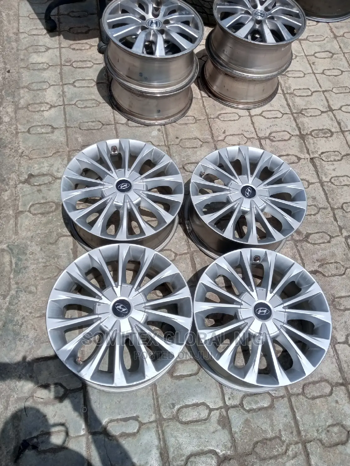Hyundai Alloyed Rim17!