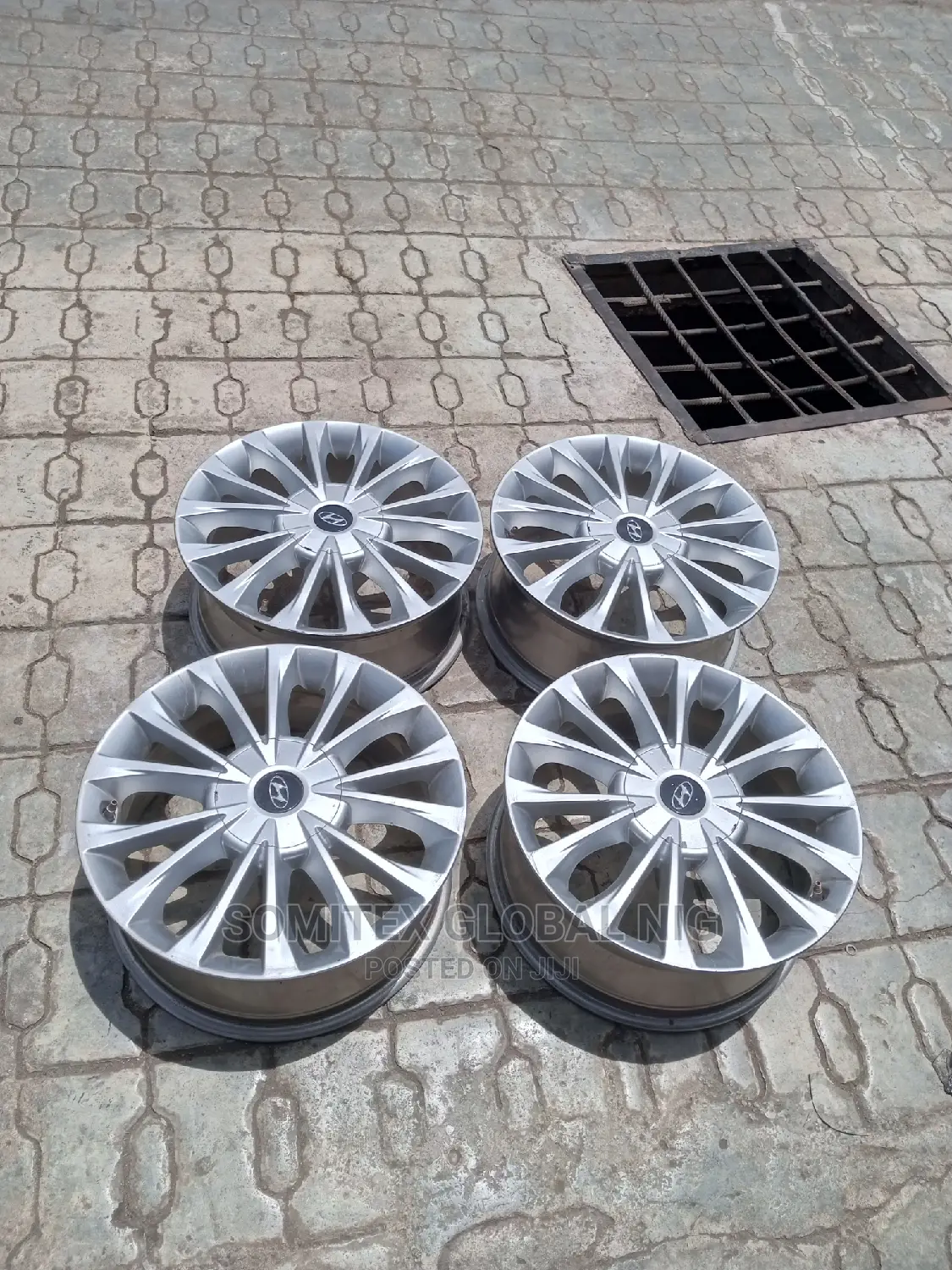Hyundai Alloyed Rim17!