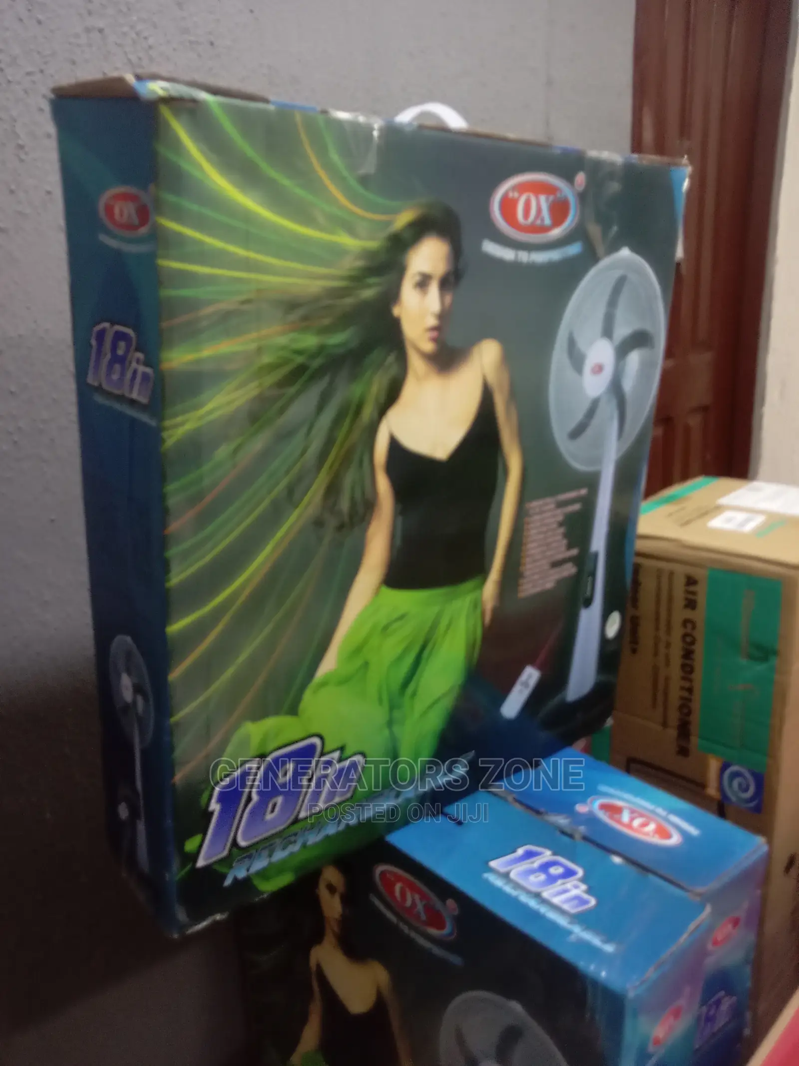 18'' Rechargeable OX Fan+Remote