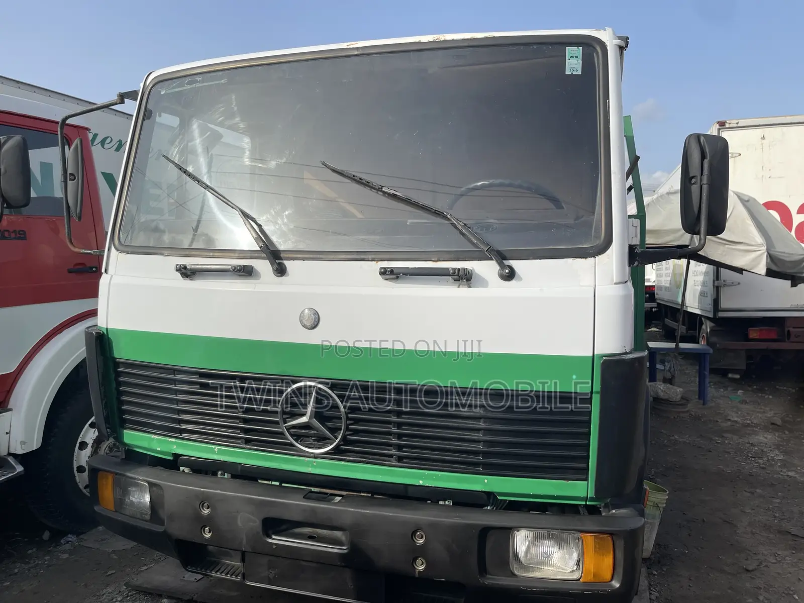 Mercedes-Benz 814 6 Cylinder