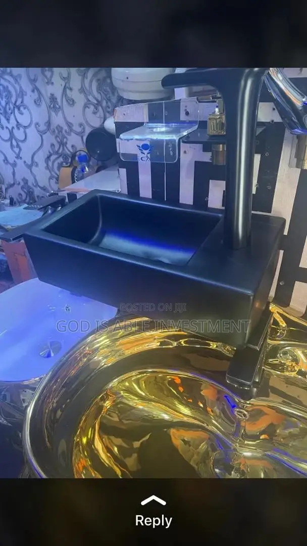 Black Executive Countertop Basin