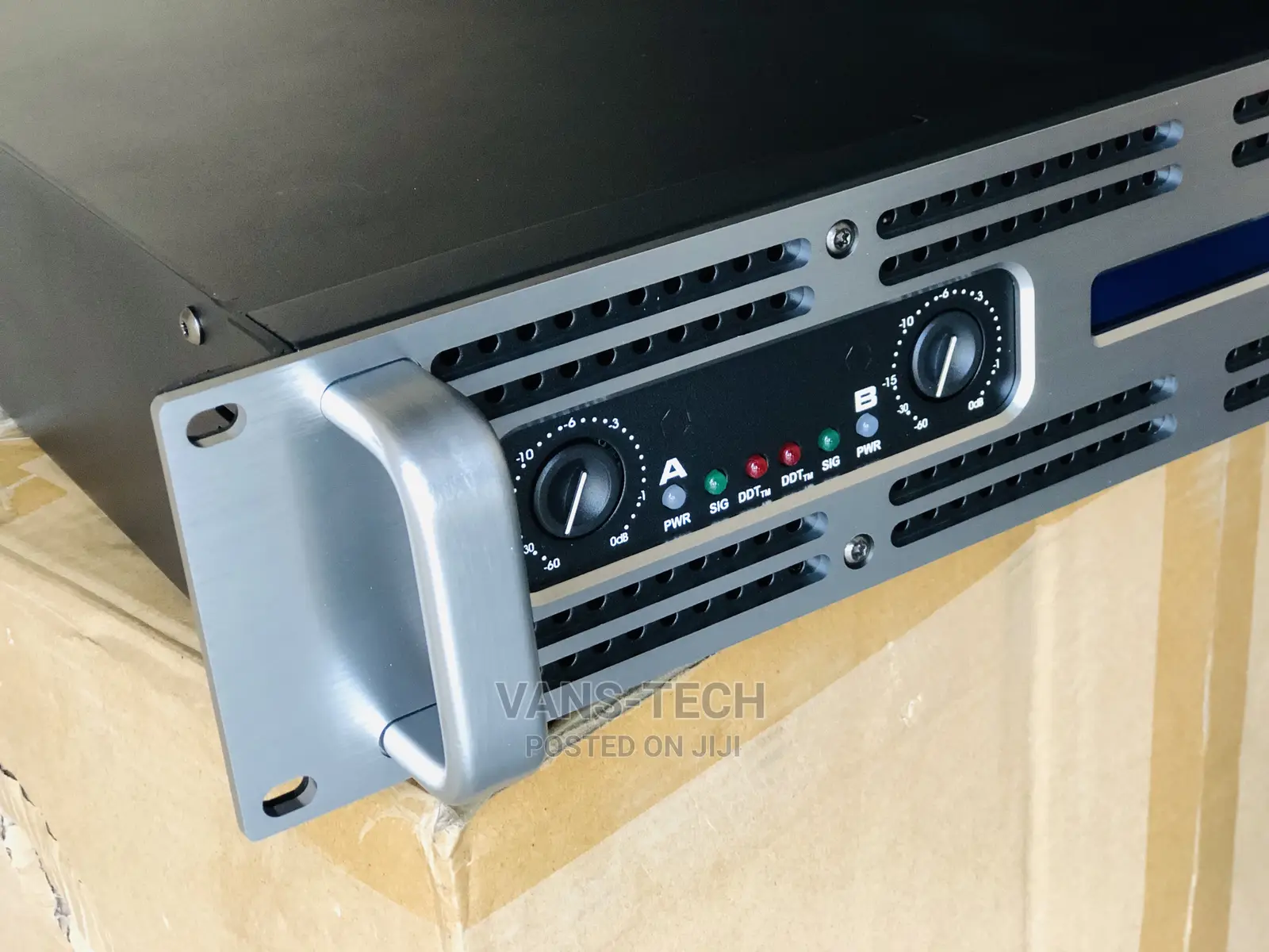 JBL Pj-7000 Amplifier