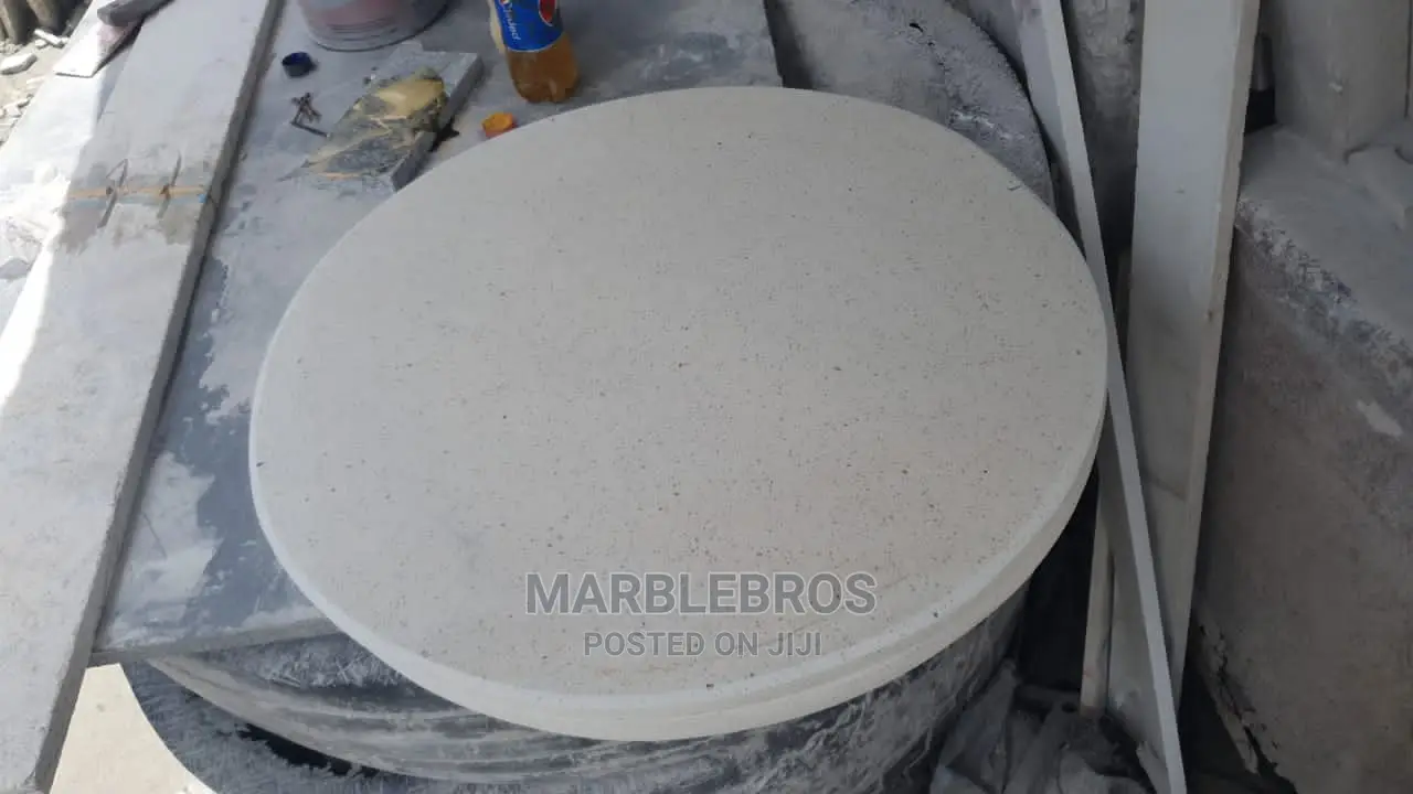White Marble Round Table Design Mb