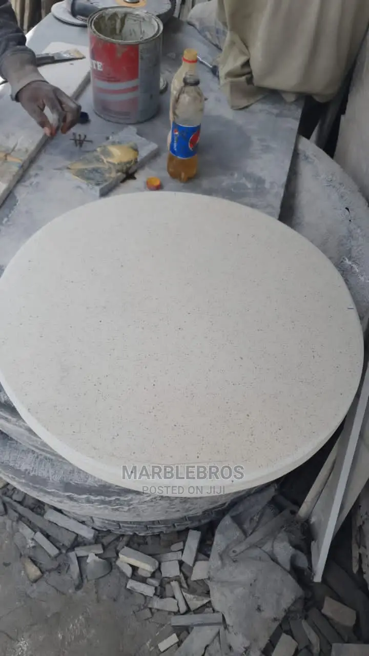 White Marble Round Table Design Mb