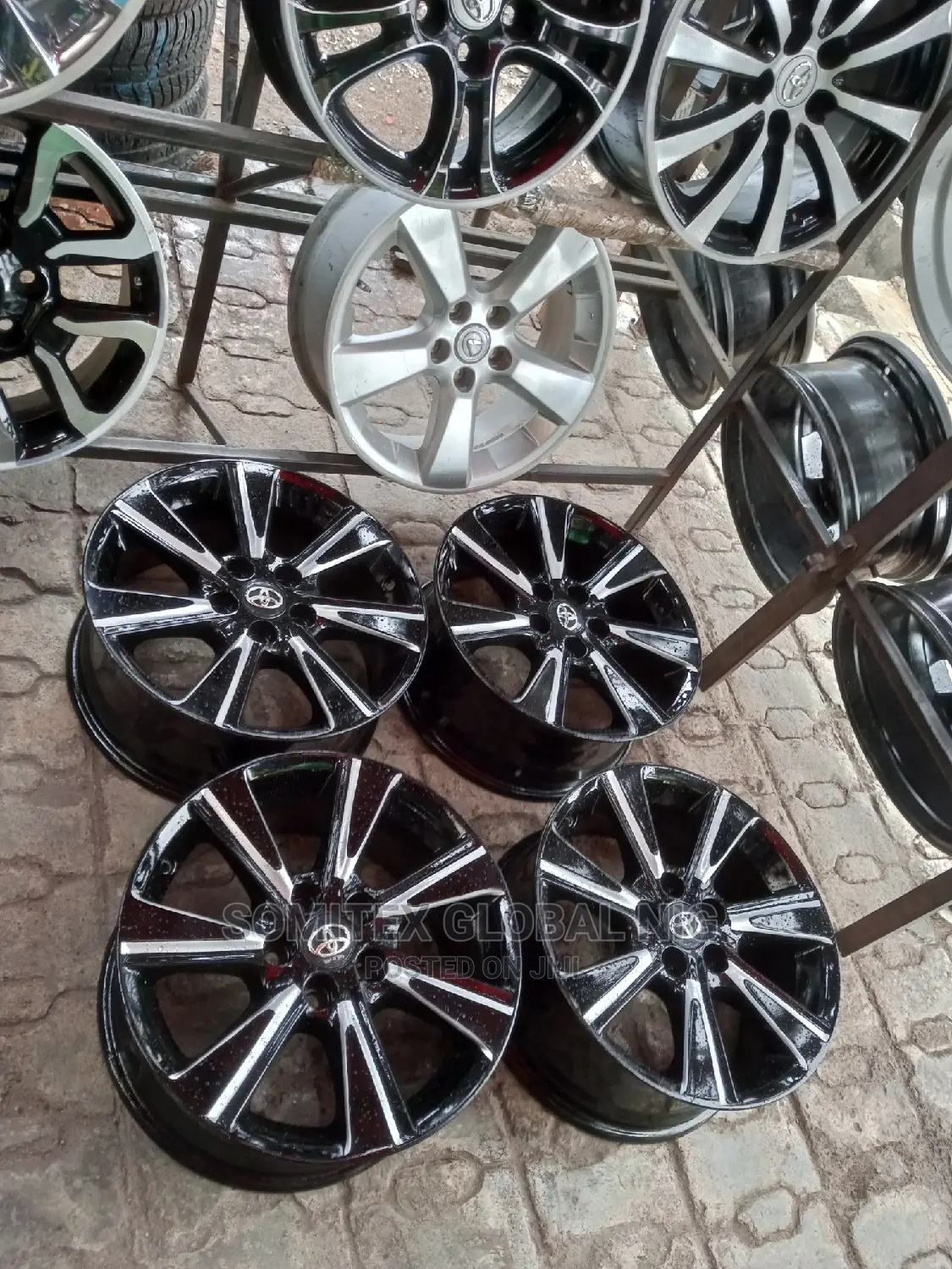 17 Alloyed Rim Camry!!