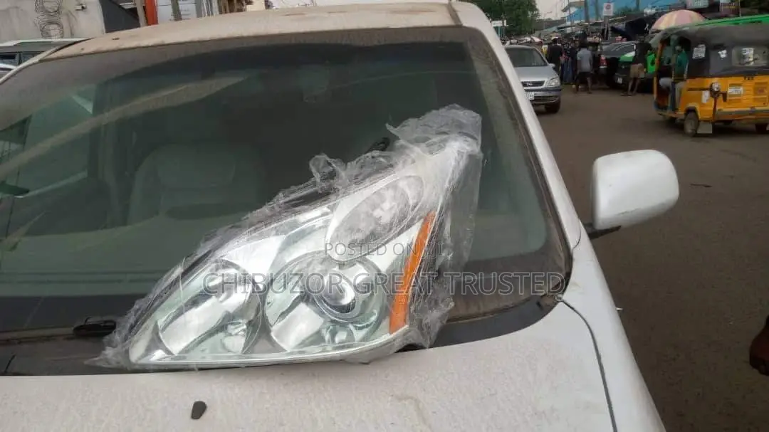 Rx 330 2005 Headlamp