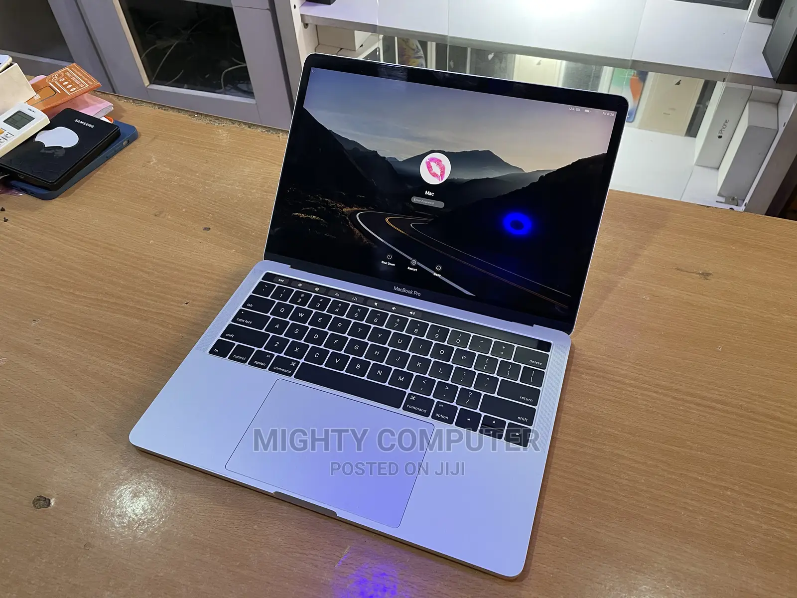 Laptop Apple MacBook Pro 16GB Intel Core i5 SSD 256GB