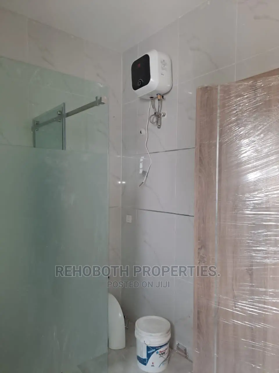 5bdrm Duplex in Kolapo Ishola, Ibadan for Sale
