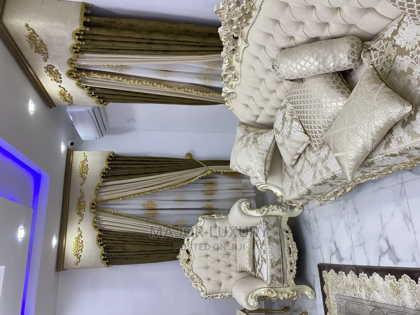 Highest Quality Turkey Curtains and Sofa