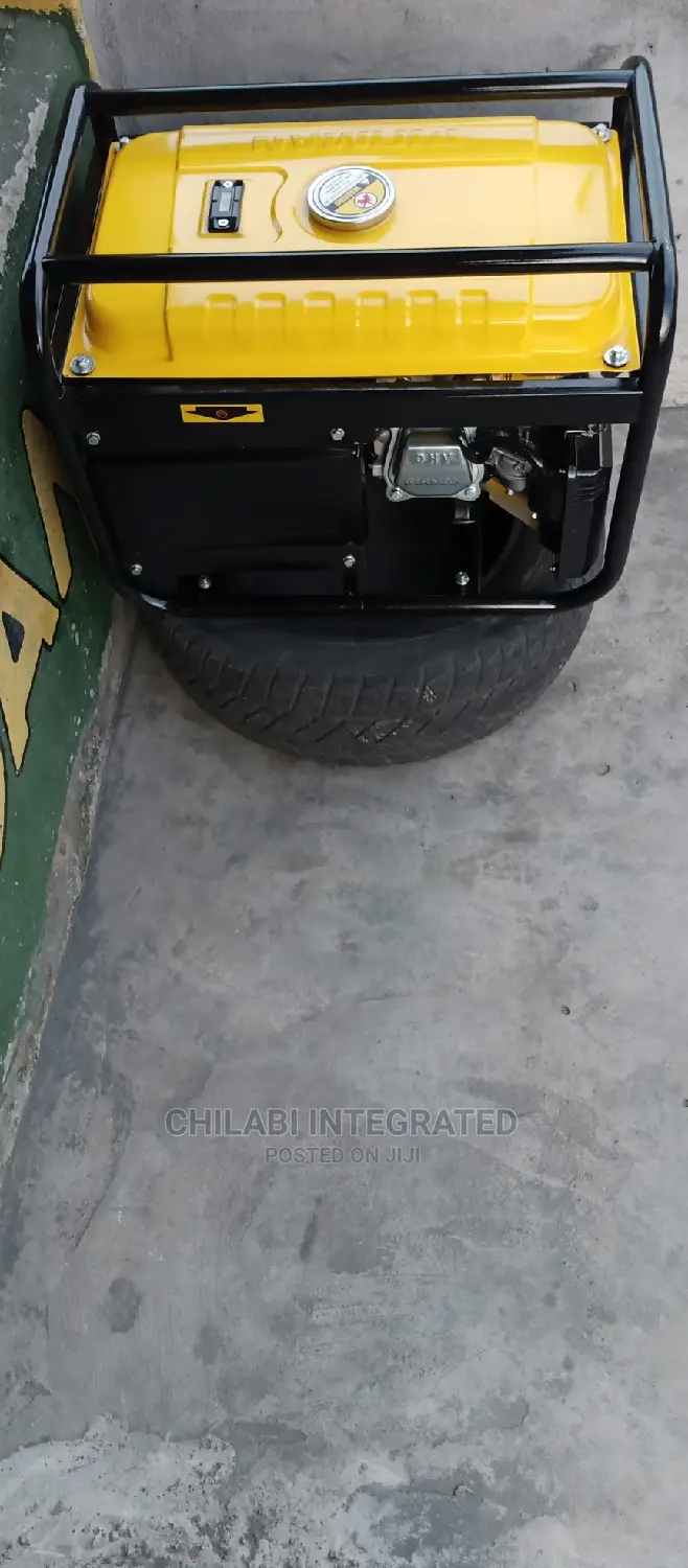 3 Weeks,Like Brand New 2.8KVA SUMEC FIRMAN SPG3000 Generator