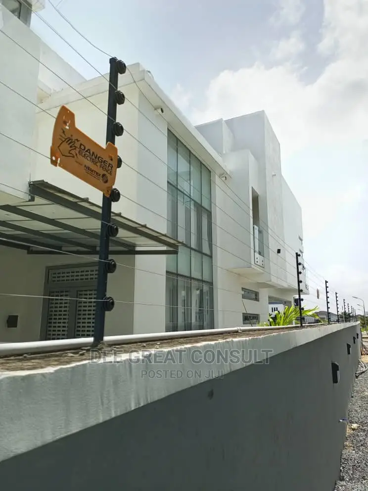 Electric Fence-Wire for Residential Buildings