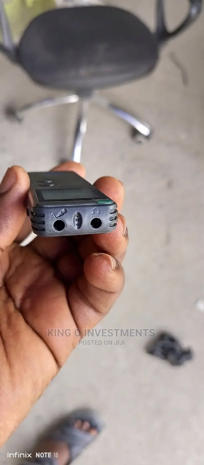 Voice Recorder With Memory Card Slot