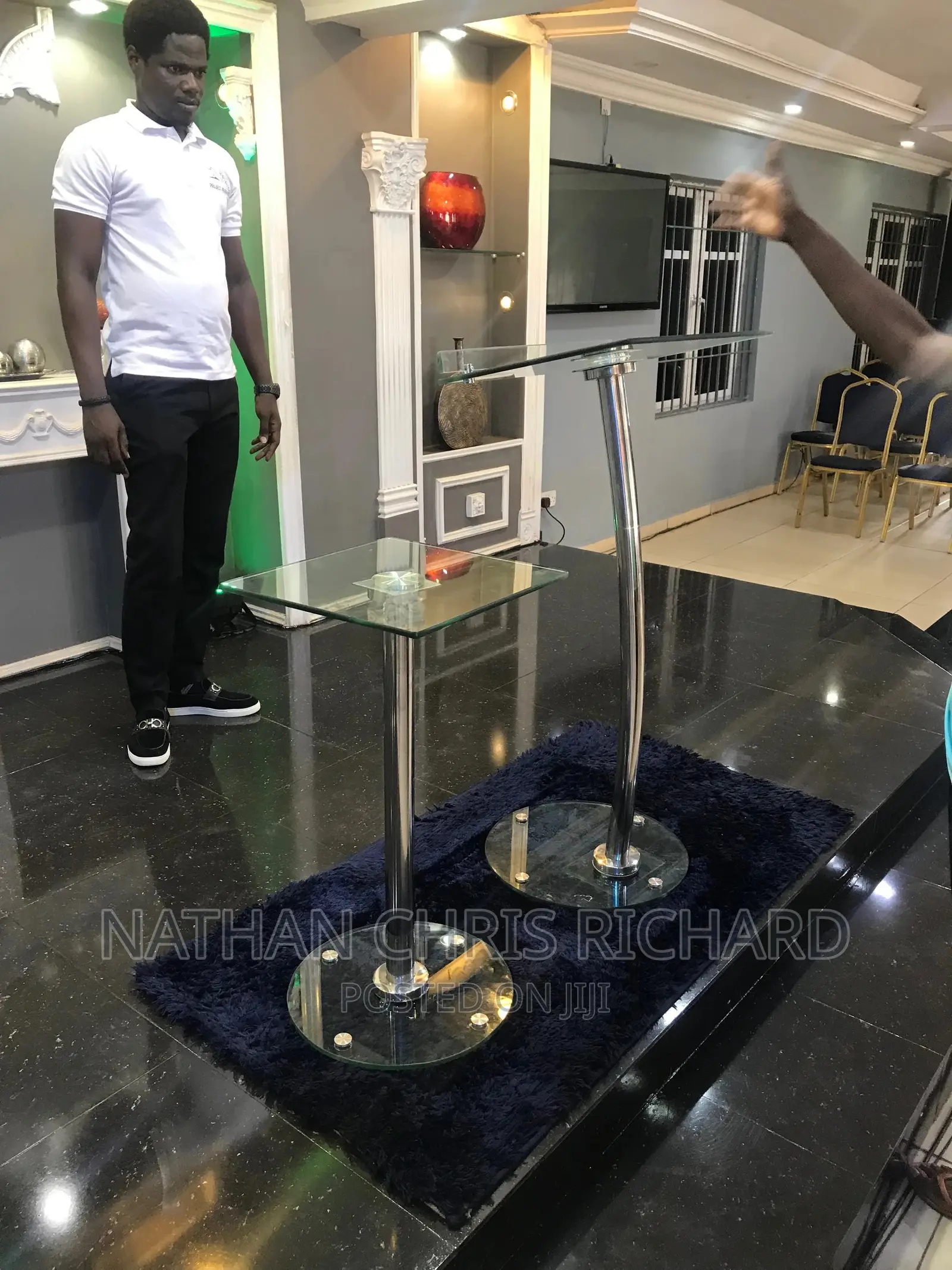 High Quality Single Pole Altar