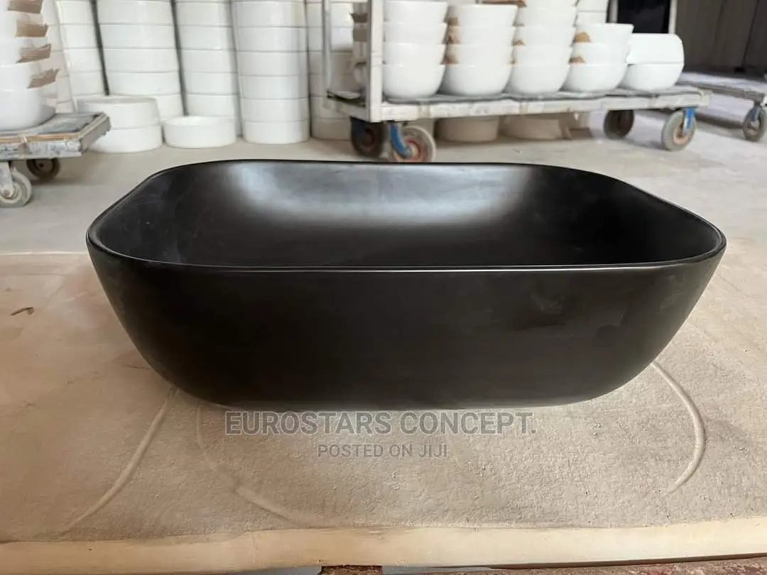Black Ceramic Wash Hand Basin