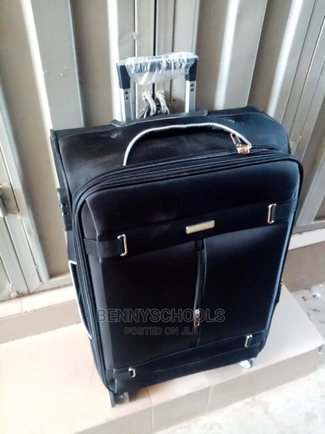 Medium Black Swiss Polo Traveling Luggage Box