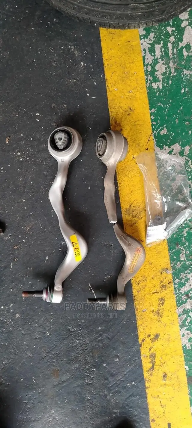 BMW X5 Lower/Upper Control Arm