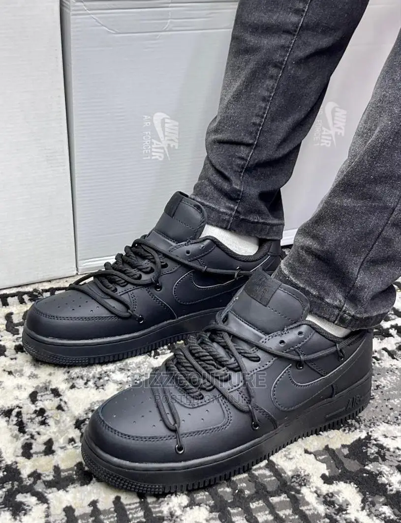 Original OFF- WHITE X AIR FORCE 1 Super Available in Store