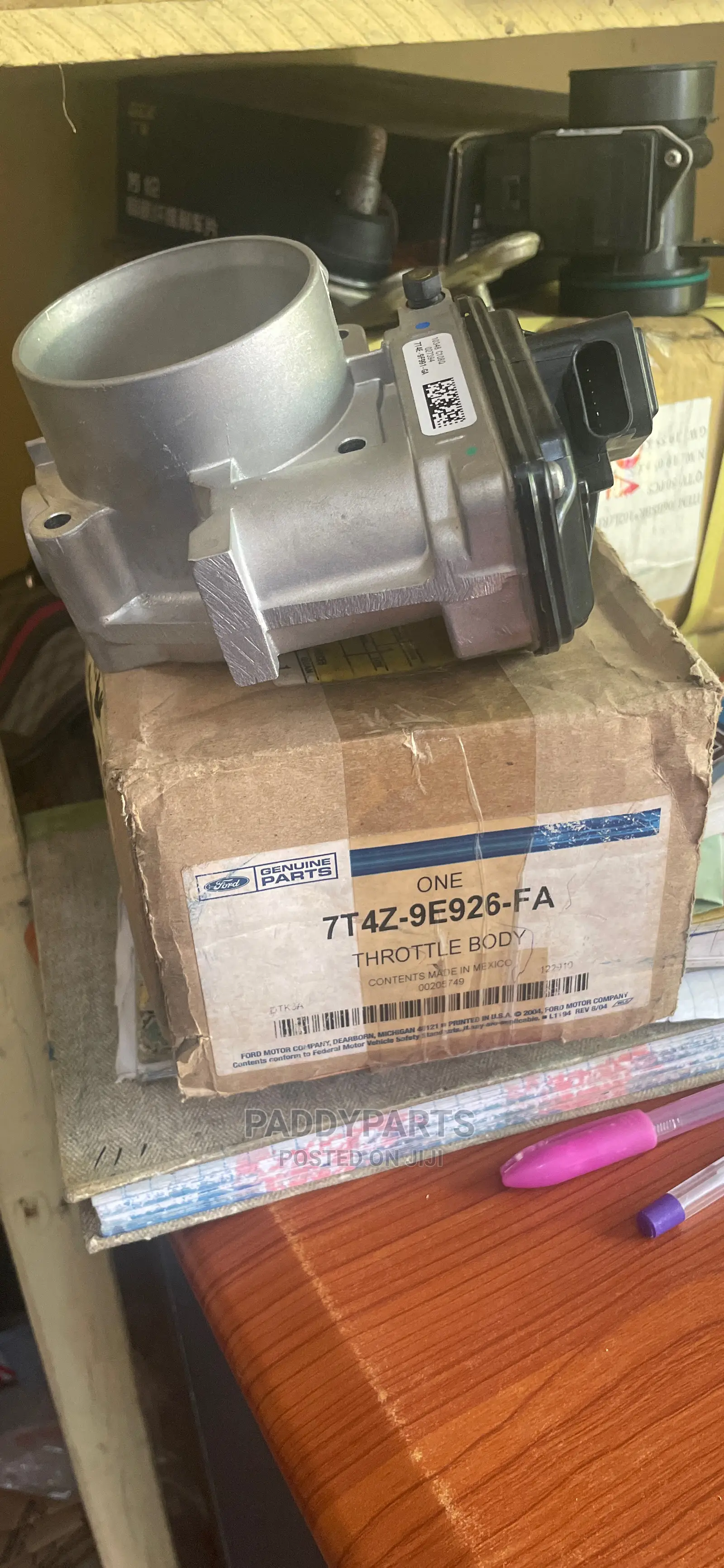 Ford E-150 Throttle Body/Injector Mouth
