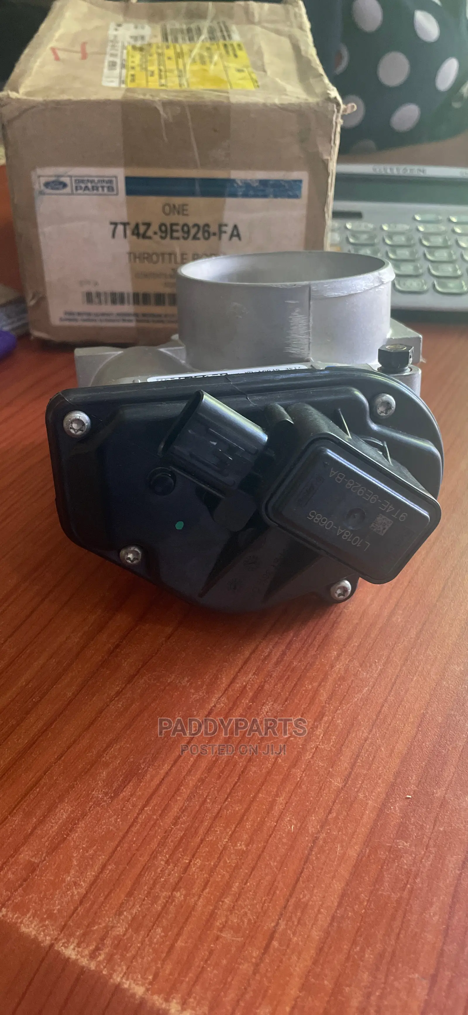 Ford E-150 Throttle Body/Injector Mouth