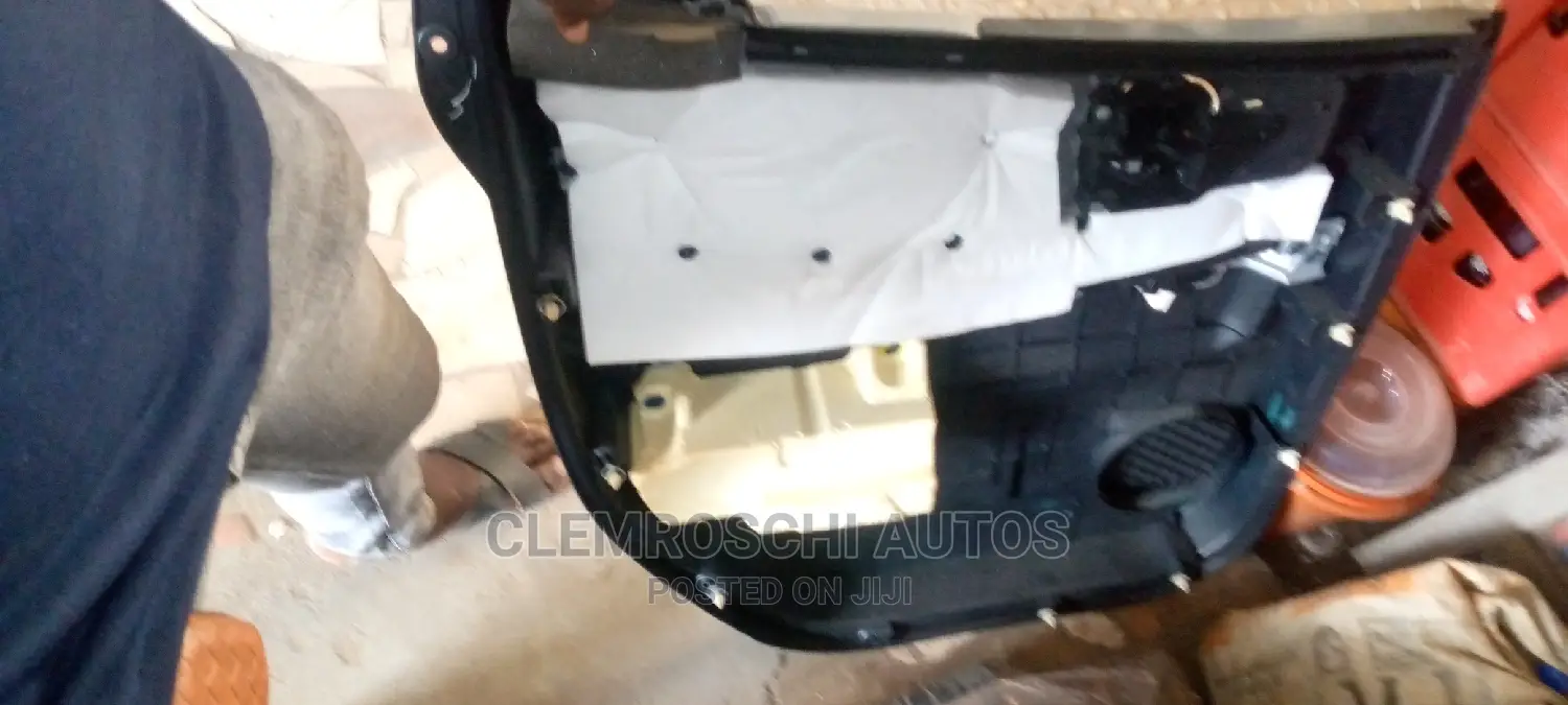 High Quality Certified Door Panel/Mat for Toyota Tundra 2017